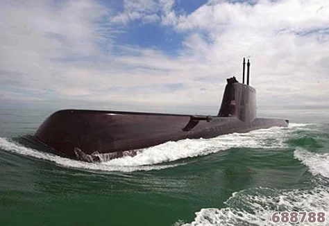 《战舰世界》潜艇绝技：掌握精准上浮技巧，潜行与突袭无缝切换！