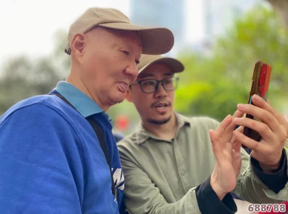 ChineSe〇d老头与激情l:探索生活中的热情与独特视角,用户的深刻见解引人深思 ChineSe〇d老头与激情l:探索生活中的热情与独特视角,用户的深刻见解引人深思