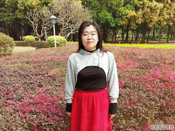 丹丹渐渐适应了，这一路走来她的成长和变化让我们看到了积极的心态与坚强的意志力