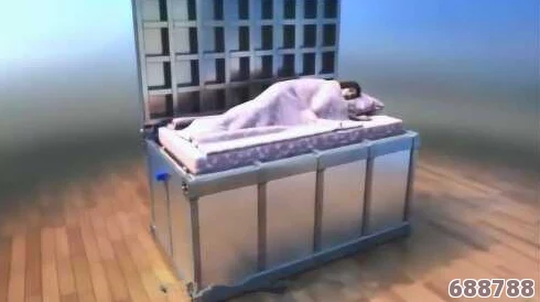 激烈摇床不盖被子,谁在玩"地震模拟器"?深夜噪音扰民引热议 激烈摇床不盖被子,谁在玩"地震模拟器"?深夜噪音扰民引热议