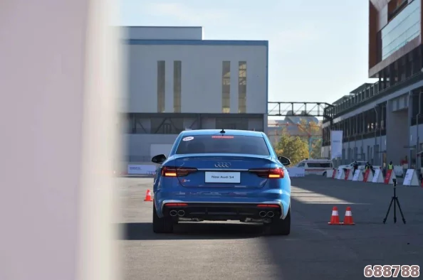 QQ飞车：A级赛车性能大比拼，谁才是赛道上的速度之王？