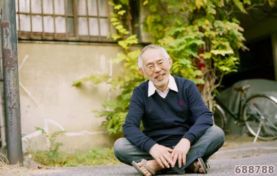 老头japaneseGay老汉:银发激情碰撞,跨国爱情谱写夕阳红传奇 老头japaneseGay老汉:银发激情碰撞,跨国爱情谱写夕阳红传奇