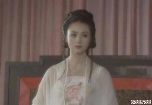 西施因为欠债无法偿还而成为债主们的风头无两,众人皆知她的美貌与悲剧 西施因为欠债无法偿还而成为债主们的风头无两,众人皆知她的美貌与悲剧