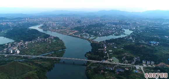 poein1817：网友热评与评分揭晓，究竟值不值得一试？
